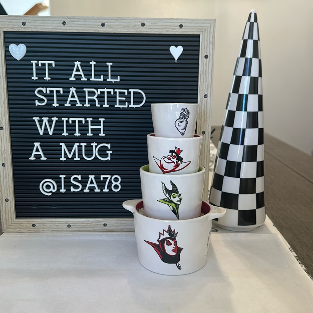 RAE DUNN Disney VILLAINS Measurement Cups